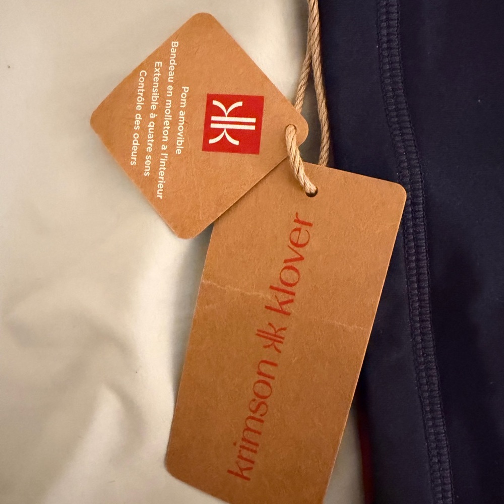 Krimson Klover Neck Gaiter - Picture 3 of 5
